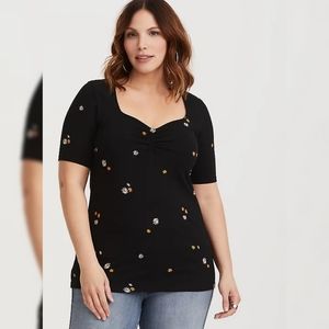 Torrid Size 2 Foxy Ruched Sweetheart Neckline Top